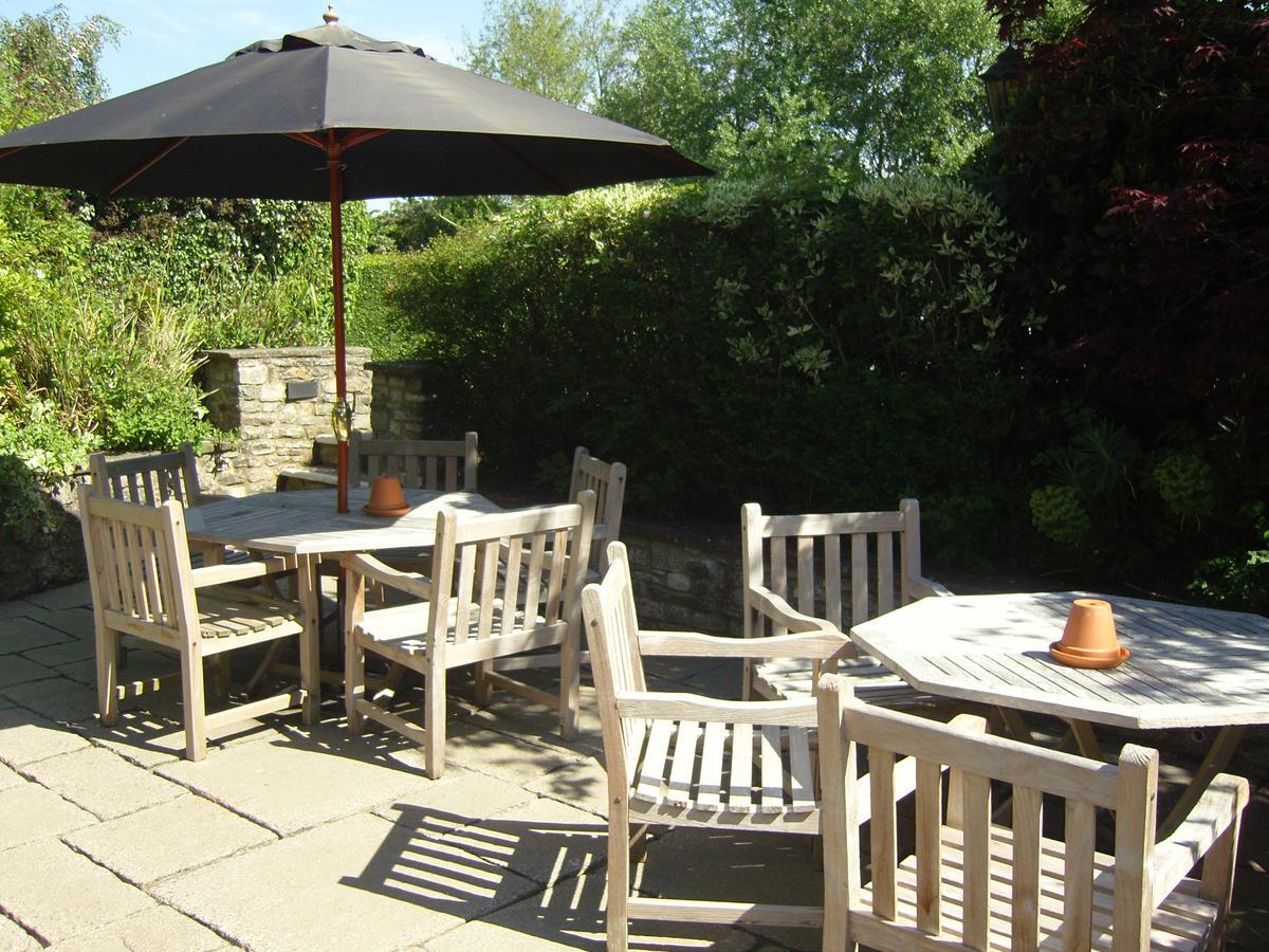 The Carpenters Arms Hotel Pensford Exterior foto